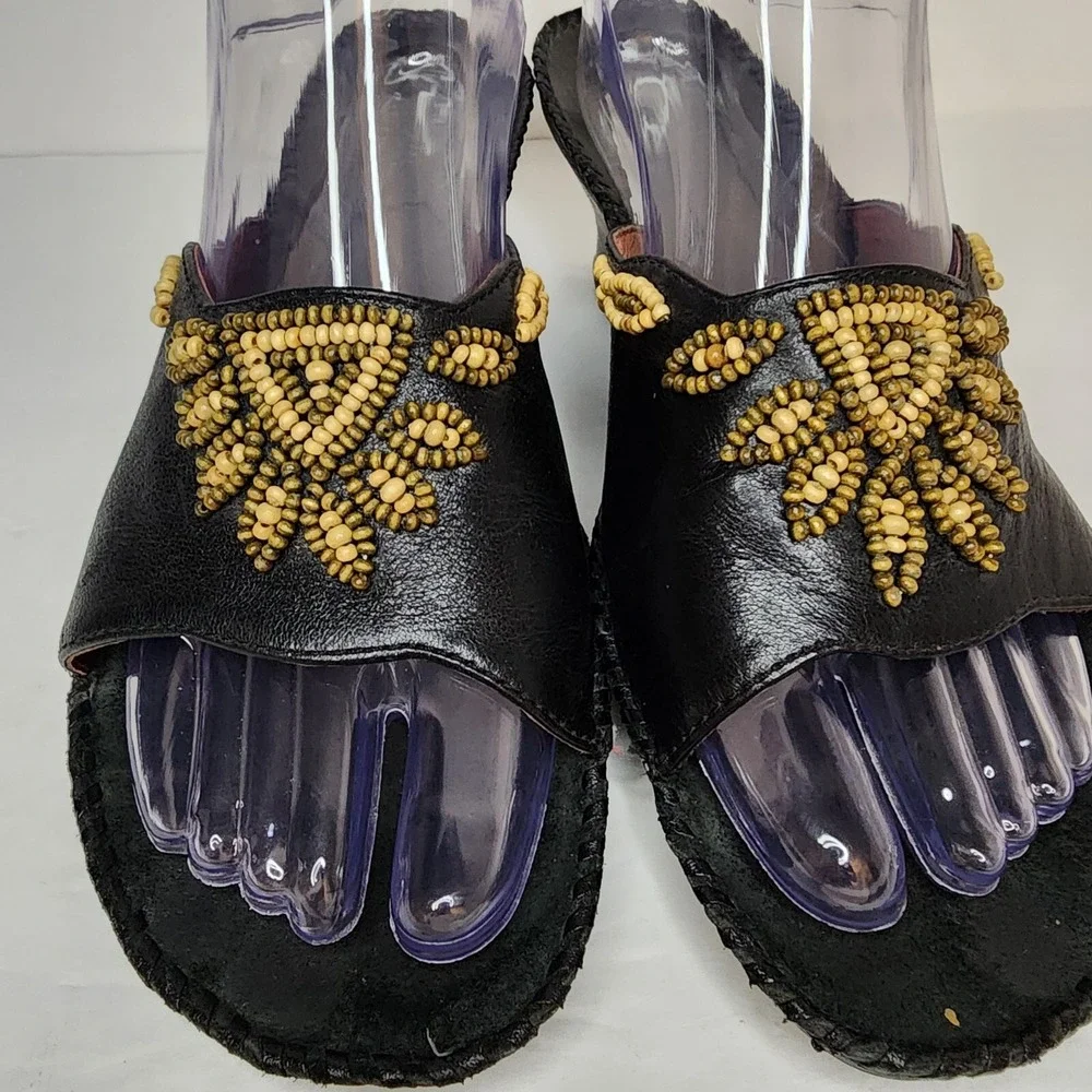 Clarks Artisan Womens‎ Sz 9 Black Leather Beaded Wedge Slide Sandals 2 Inch Heel